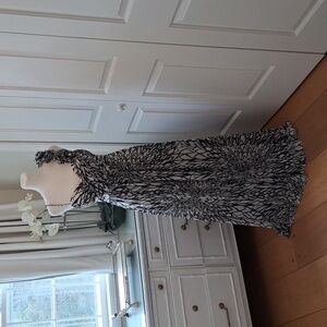 Betsy & Adam Womens Black/Off White Floral Print Spaghetti Strap Formal‎ Gown 4P